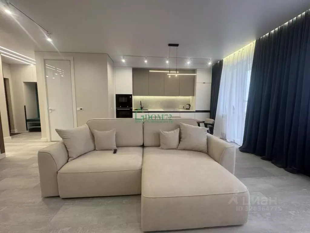 2-к кв. Тюменская область, Тобольск 15-й мкр, 17А (63.0 м) - Фото 1