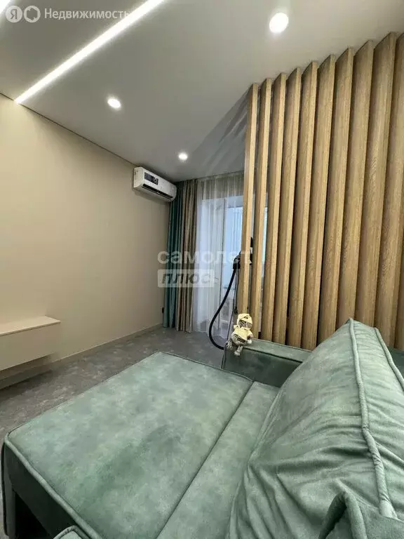 2-комнатная квартира: Тобольск, 10-й микрорайон, 66 (64.4 м) - Фото 2