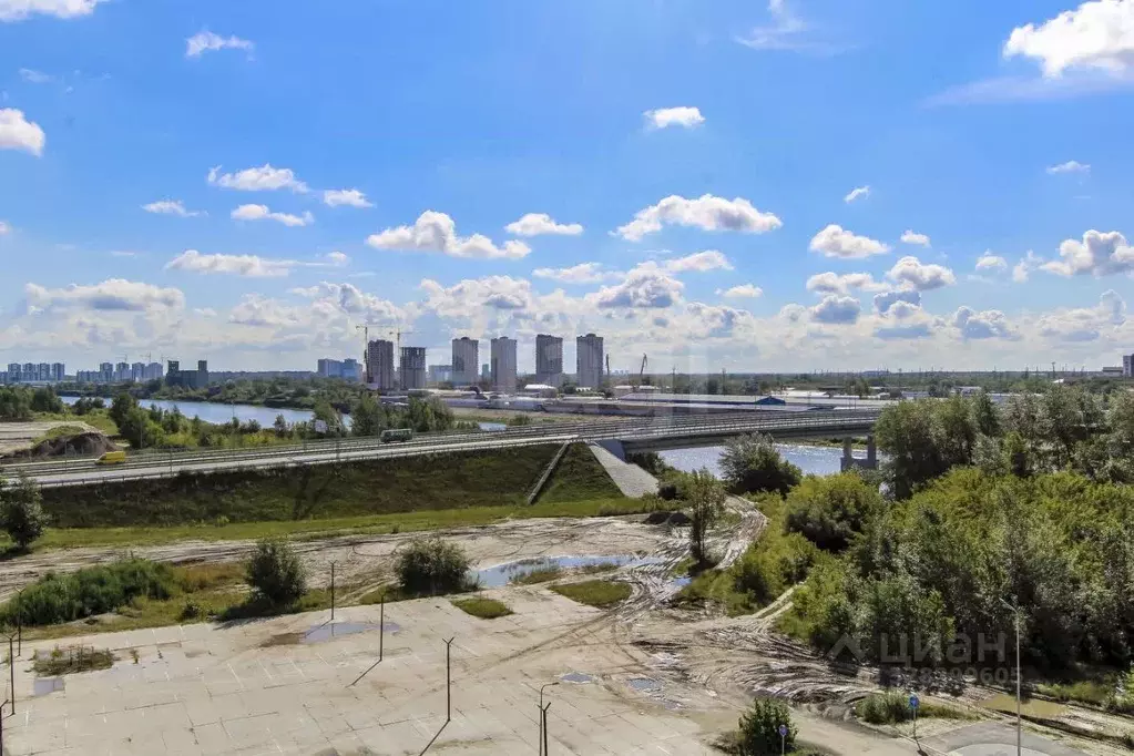 3-к кв. Тюменская область, Тюмень ул. Пожарных и Спасателей, 1к1 (90.6 ... - Фото 1