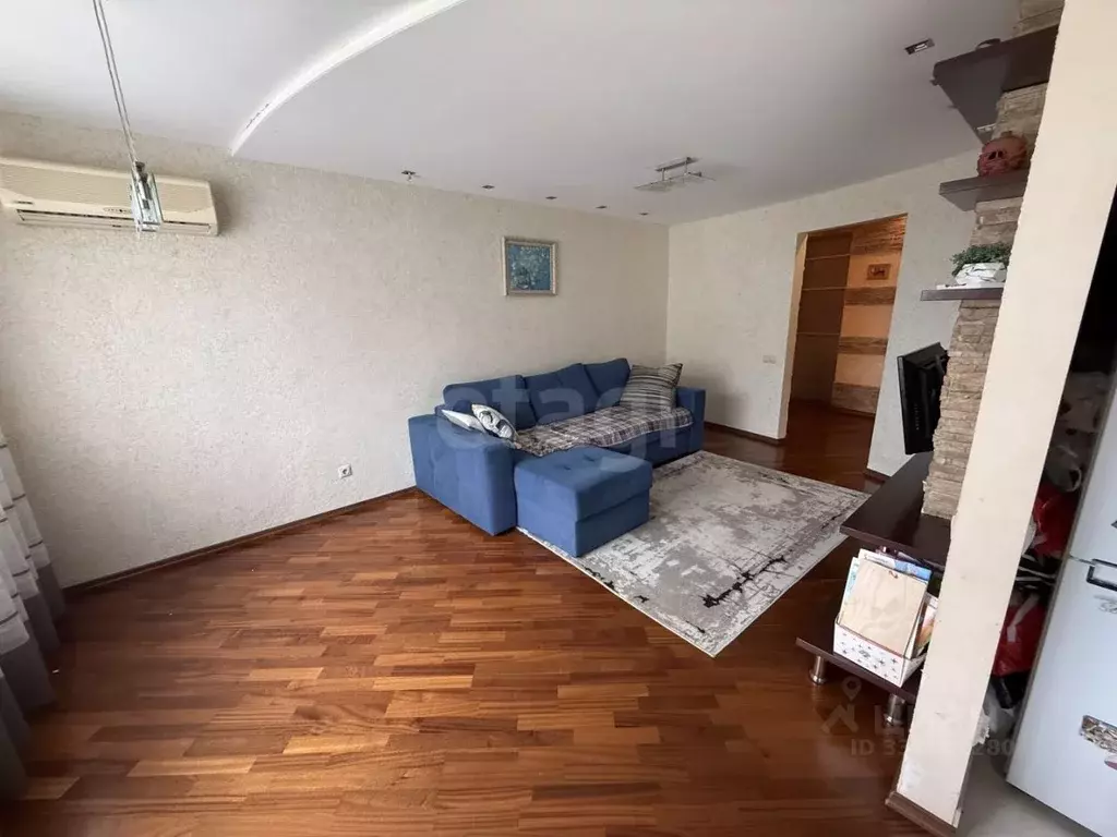 3-к кв. Удмуртия, Ижевск Молодежная ул., 113 (87.0 м) - Фото 1