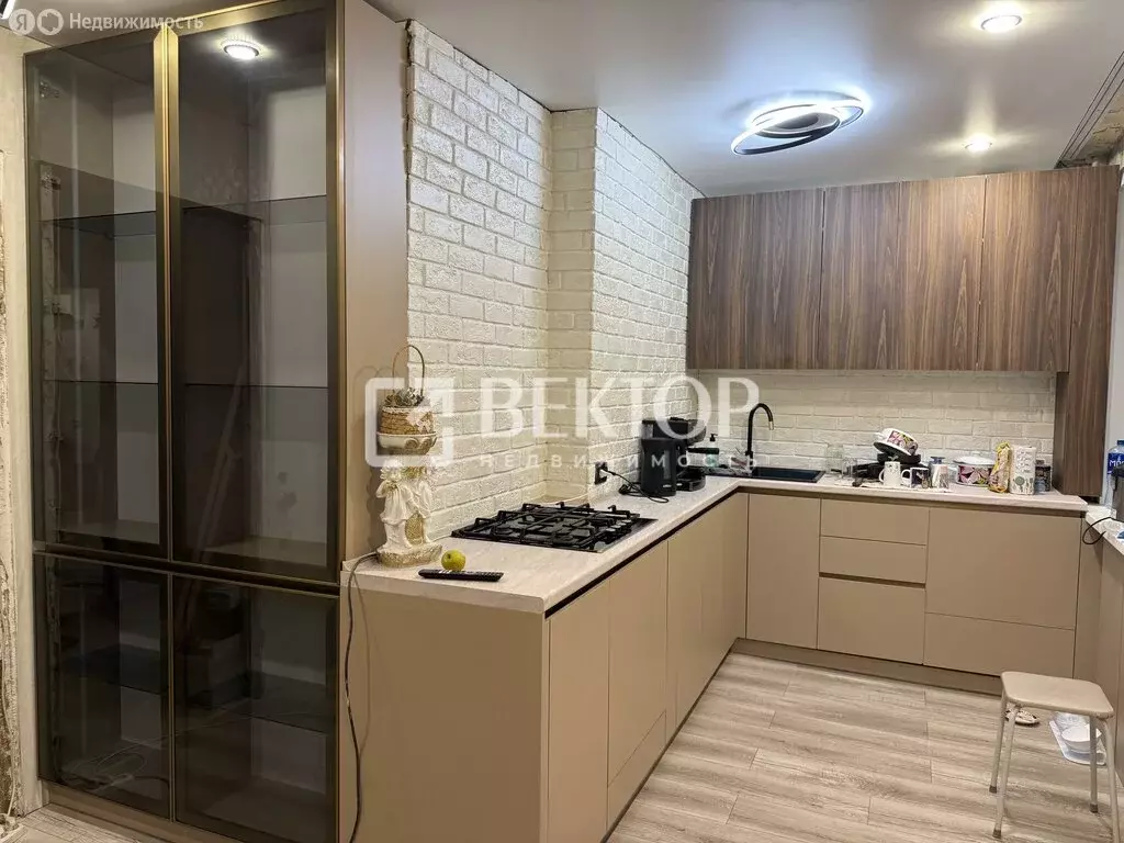 3-комнатная квартира: Кострома, улица Голубкова, 16 (61 м) - Фото 2