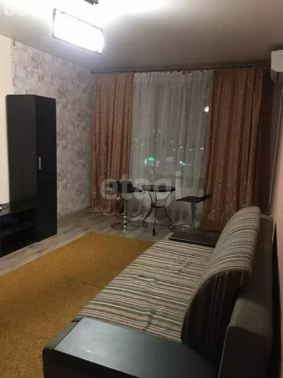 1-комнатная квартира: Тольятти, Революционная улица, 12 (34 м) - Фото 0