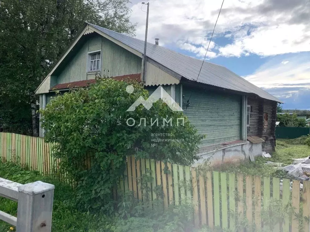 Дом в Вологодская область, с. Новленское ул. Советская, 16 (94 м) - Фото 1