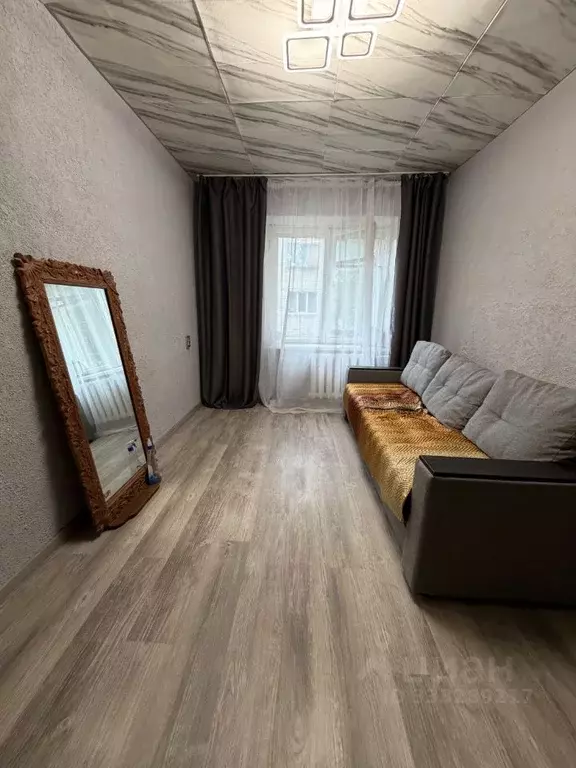 Комната Псковская область, Великие Луки ул. Ставского, 71 (13.0 м) - Фото 1