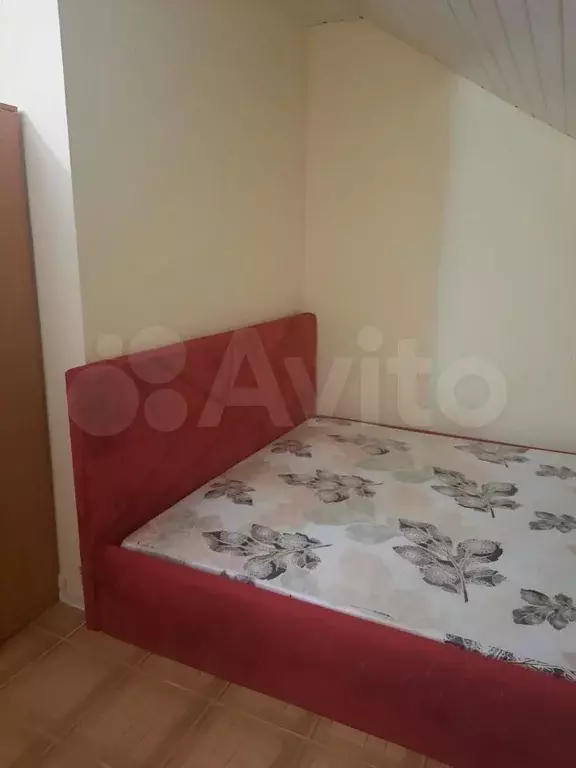 Комната 14 м в 4-к., 4/4 эт. - Фото 0