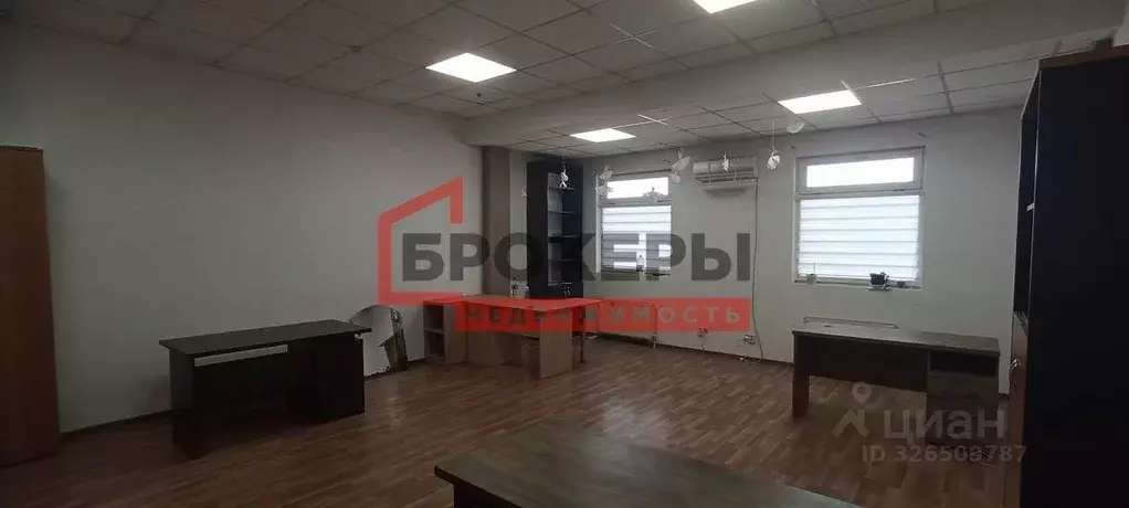 Помещение свободного назначения в Севастополь ул. Соловьева, 4/1 (45 ... - Фото 2