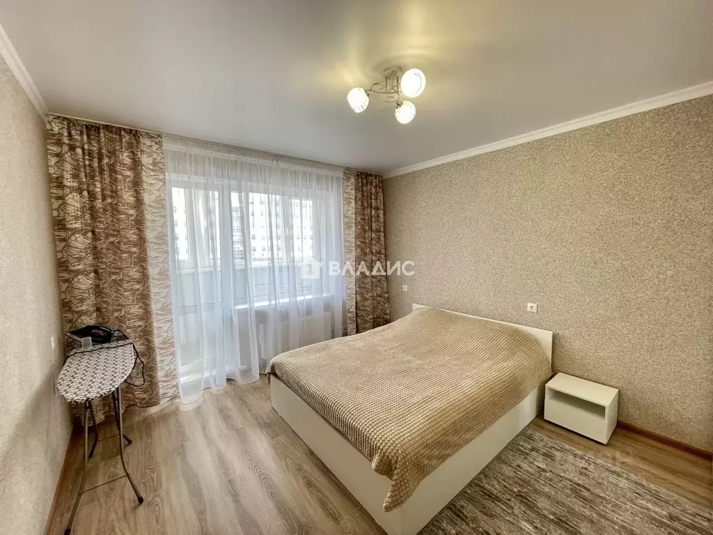 2-к кв. Брянская область, Брянск ул. Горбатова, 35 (60.41 м) - Фото 1