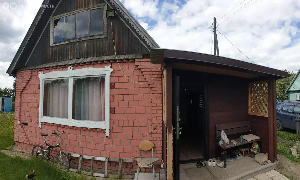 Дом в Колыванский район, село Скала (90 м) - Фото 1