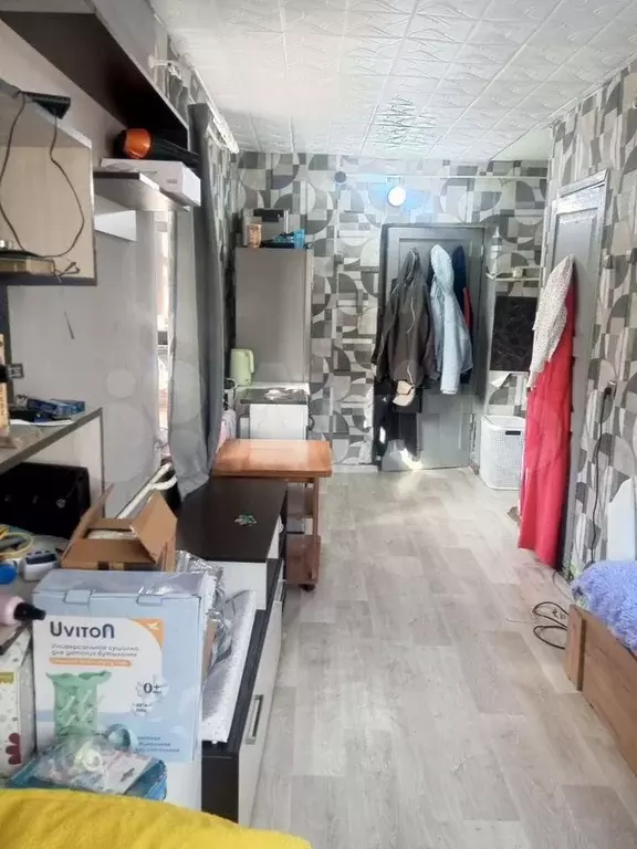 Комната 22 м в 1-к., 2/4 эт. - Фото 0