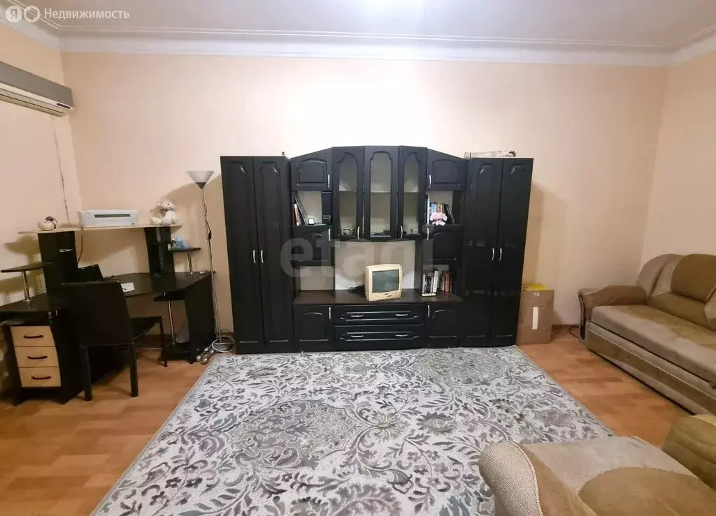 1-комнатная квартира: Волгоград, улица Ольги Форш, 6 (37 м) - Фото 1