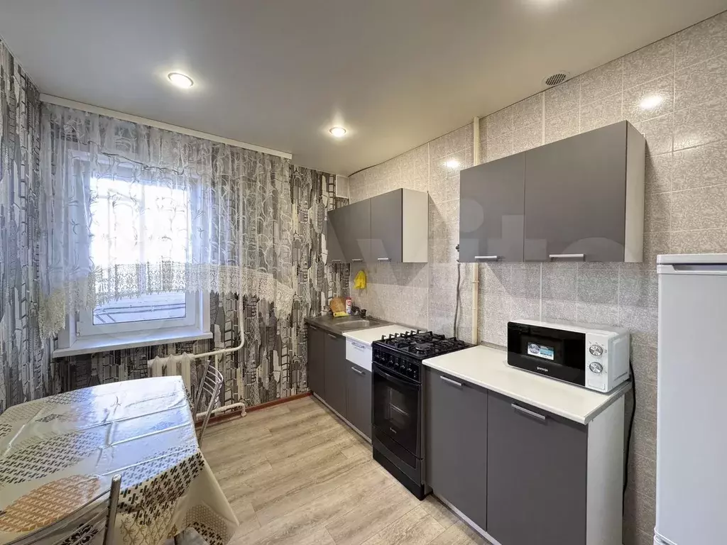 1-к. квартира, 34 м, 8/10 эт. - Фото 0