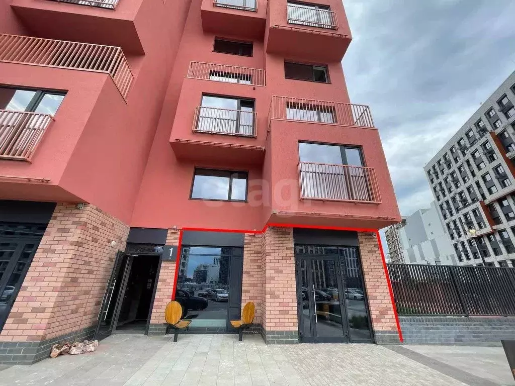 Помещение свободного назначения в Тюменская область, Тюмень ул. Андрея ... - Фото 1