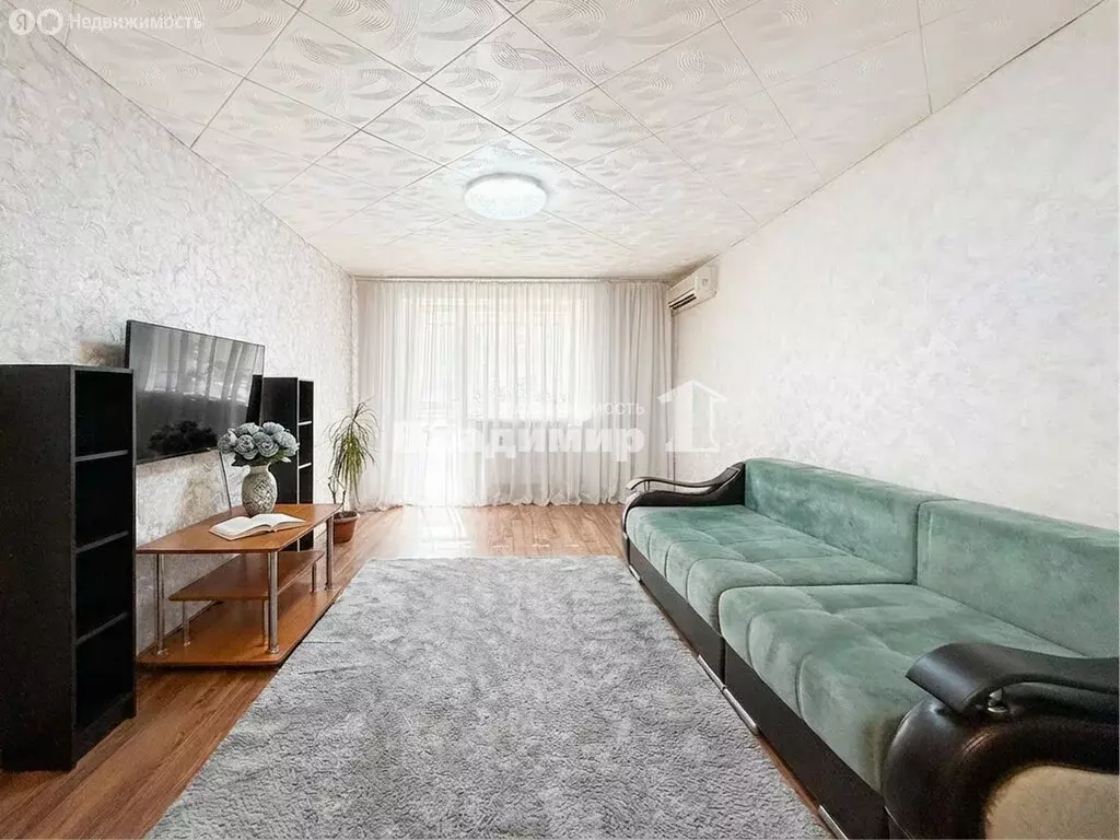 3-комнатная квартира: Находка, Пограничная улица, 44А (62.2 м) - Фото 1