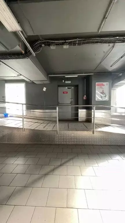Помещение свободного назначения в Красноярский край, Красноярск ул. ... - Фото 0
