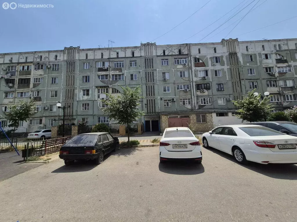 3-комнатная квартира: Дербент, улица Оскара, 20 (68 м) - Фото 0
