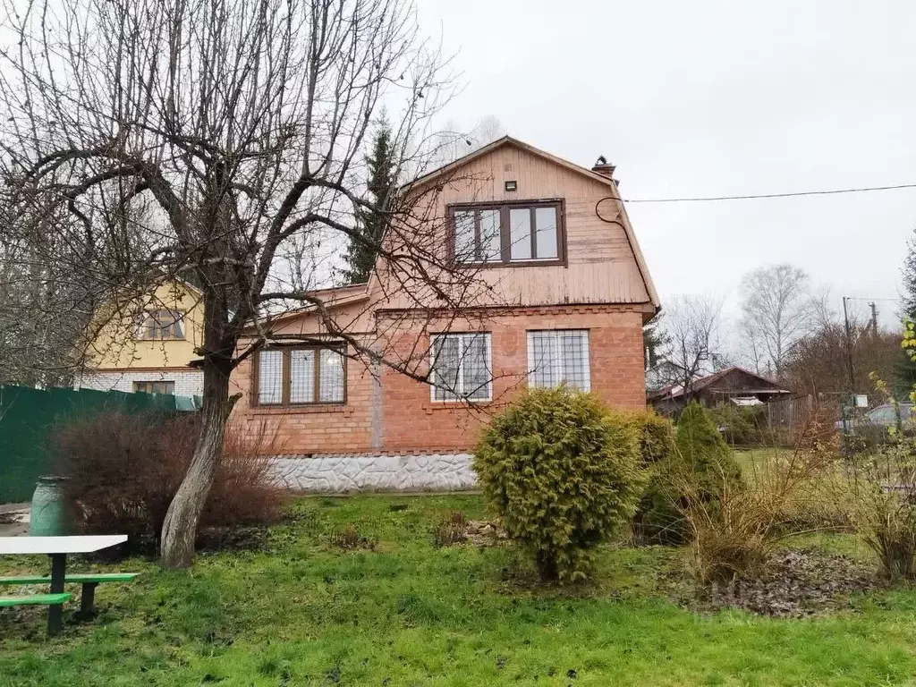Дом в Калужская область, Тарусский муниципальный округ, Некрасово ... - Фото 1