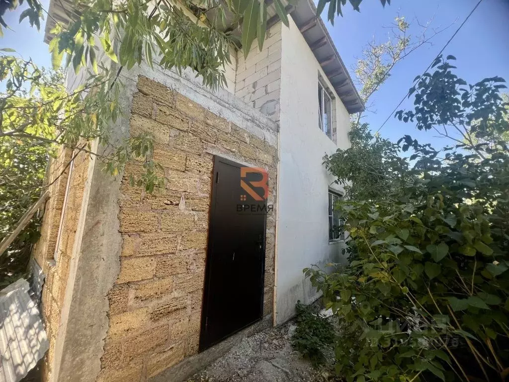 Дом в Севастополь Ленинский муниципальный округ,  (100 м) - Фото 1