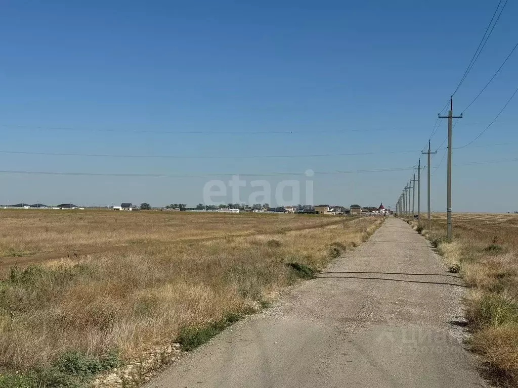 Участок в Крым, Сакский район, Уютненское с/пос, Братские дачи кп  ... - Фото 0
