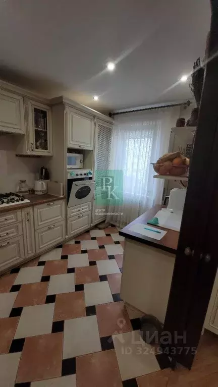 3-к кв. Севастополь ул. Астана Кесаева, 8/4 (73.0 м) - Фото 1