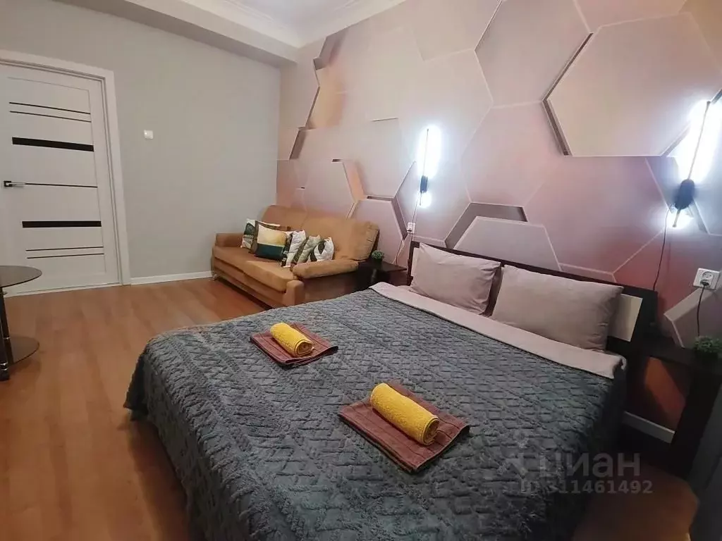 1-к кв. Мурманская область, Мурманск просп. Ленина, 81 (65.0 м) - Фото 1