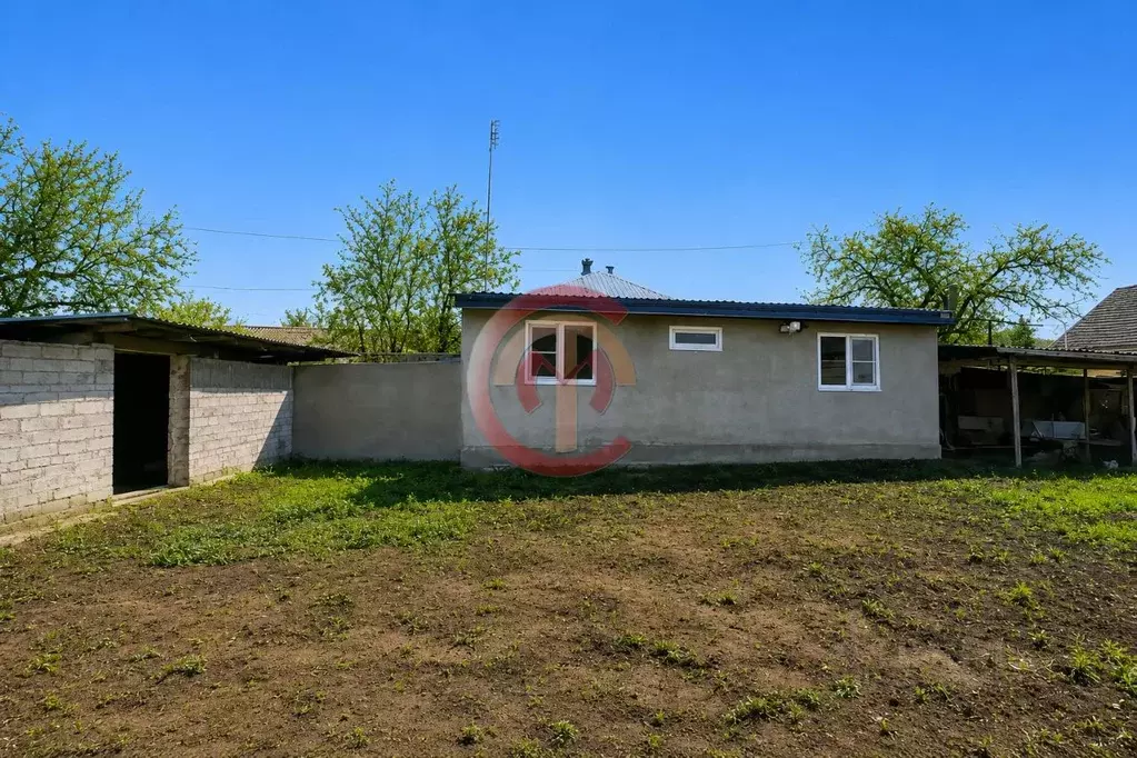 Дом в Карачаево-Черкесия, Зеленчукский район, Кардоникская ст-ца ... - Фото 1