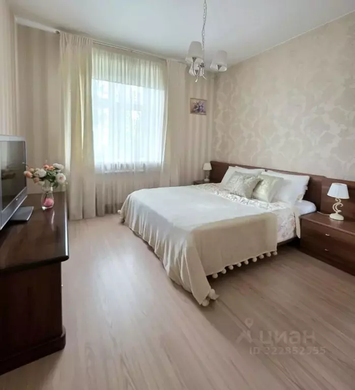 2-к кв. Татарстан, Казань ул. Фатыха Карима, 9 (65.0 м) - Фото 1