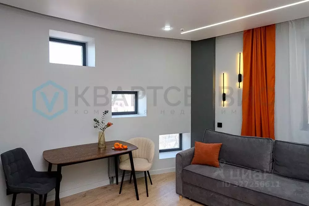 2-к кв. Омская область, Омск ул. Маршала Жукова, 156 (60.0 м) - Фото 2