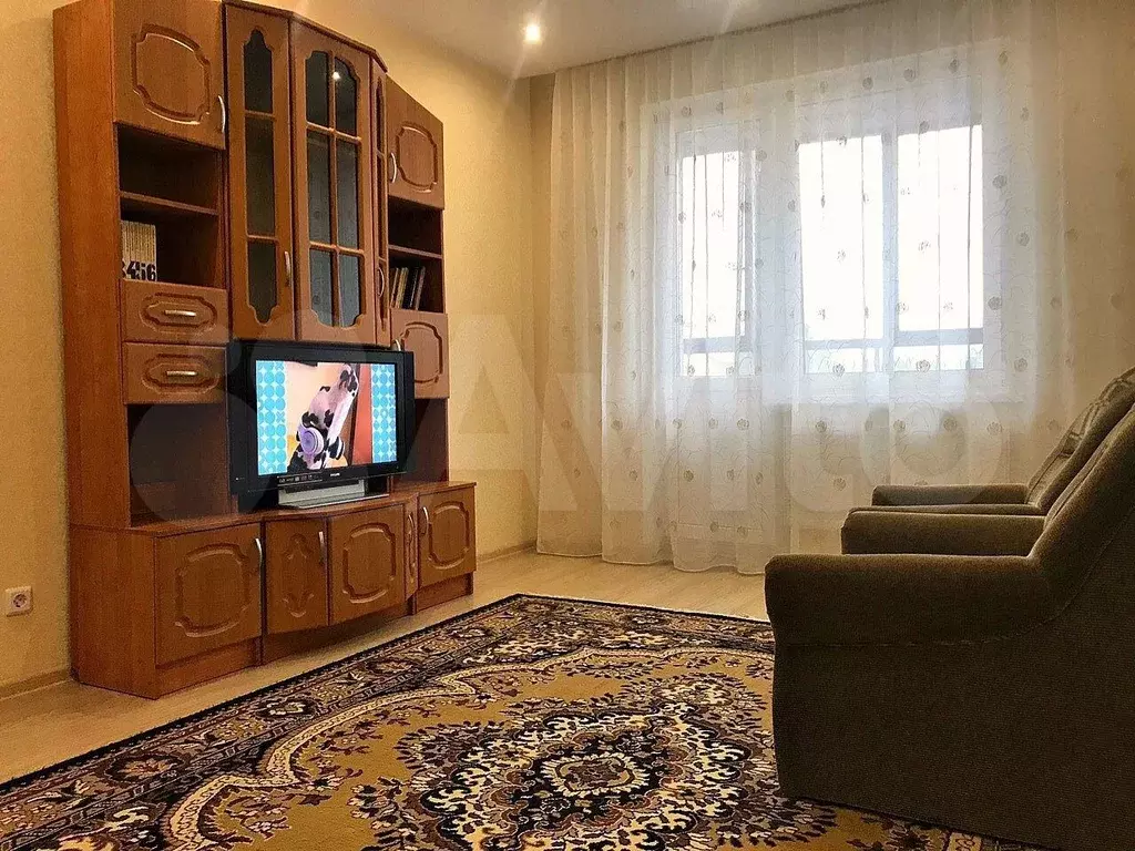 1-к. квартира, 40 м, 5/25 эт. - Фото 0