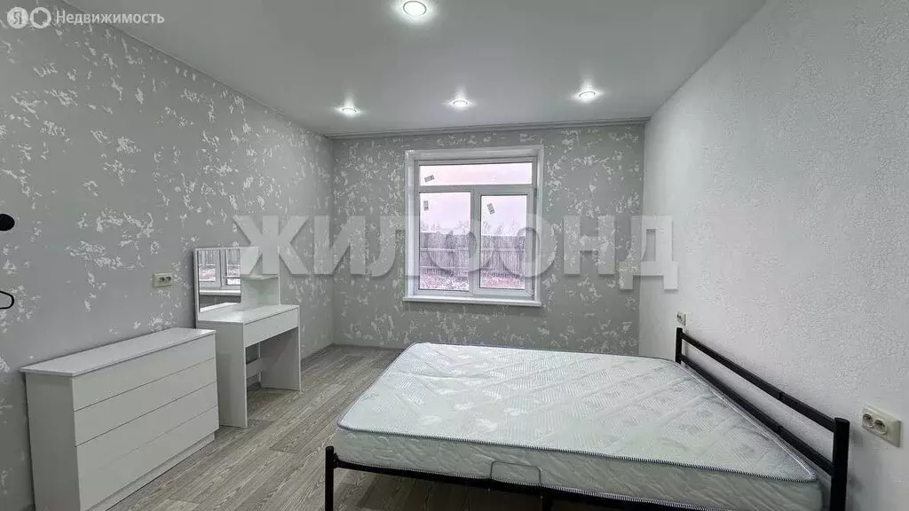 Дом в Усть-Абаканский район, село Калинино (80 м) - Фото 1