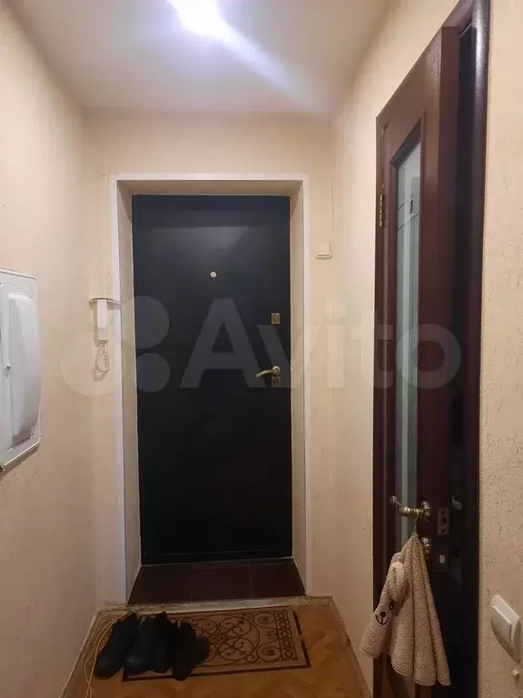 1-к. квартира, 30 м, 5/5 эт. - Фото 0