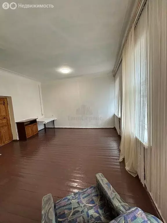 1к в 20-комнатной квартире (27.3 м) - Фото 2