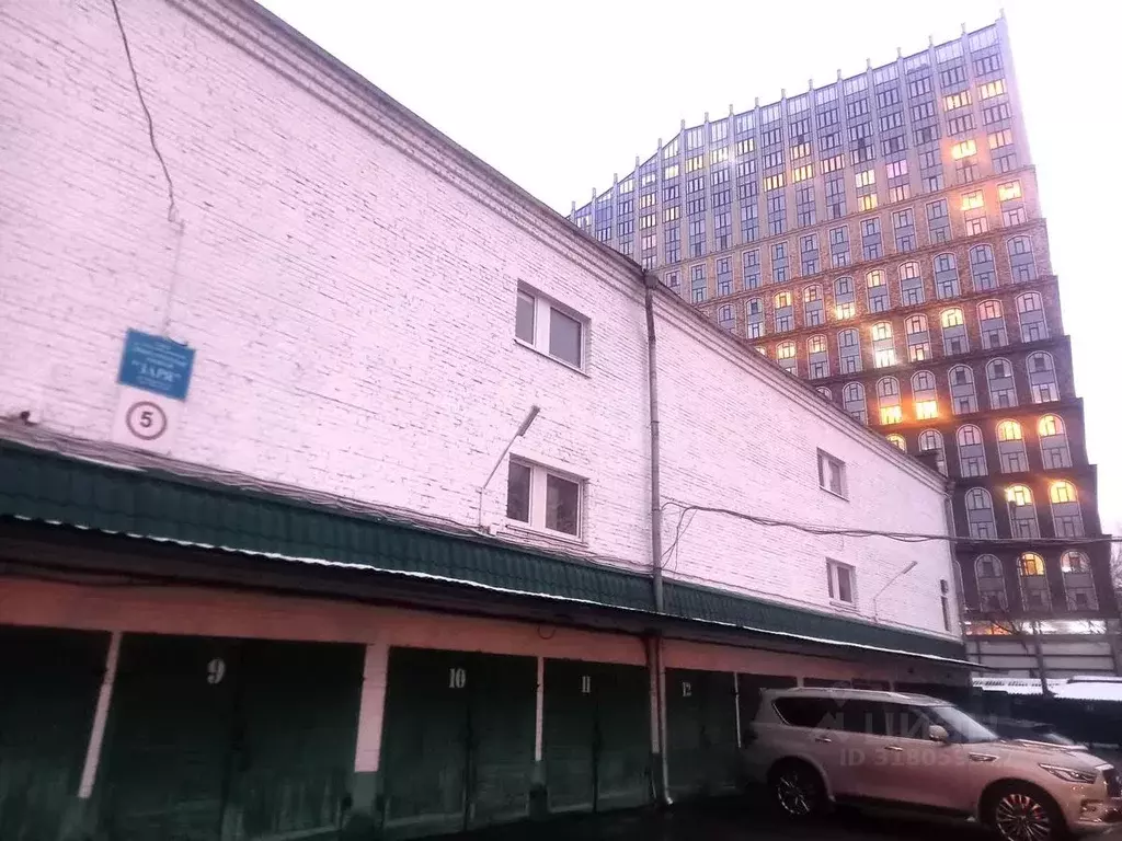 Гараж в Москва ул. Паршина, 14 (12 м) - Фото 0