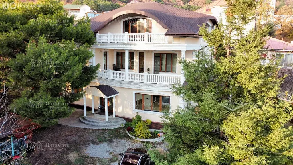 Дом в Ялта, Кедровая улица, 10 (501.8 м) - Фото 0