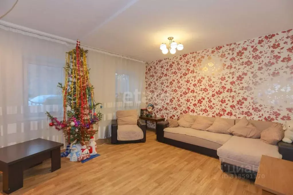 Дом в Иркутская область, Ангарск Старо-Байкальск мкр, ул. Попова, 43 ... - Фото 1