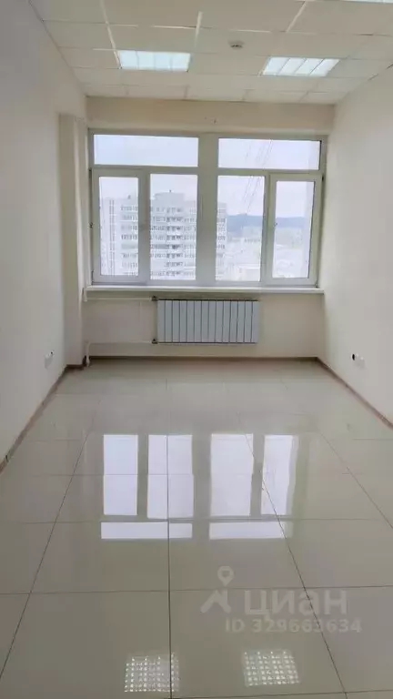 Офис в Свердловская область, Екатеринбург ул. Грибоедова, 32к20 (19 м) - Фото 1