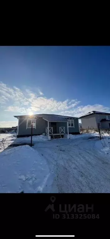 Дом в Свердловская область, Сысертский городской округ, пос. ... - Фото 0