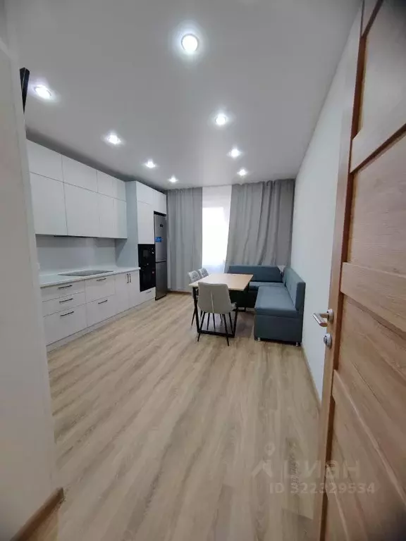 2-к кв. Московская область, Балашиха Заречная ул., 32 (80.0 м) - Фото 1