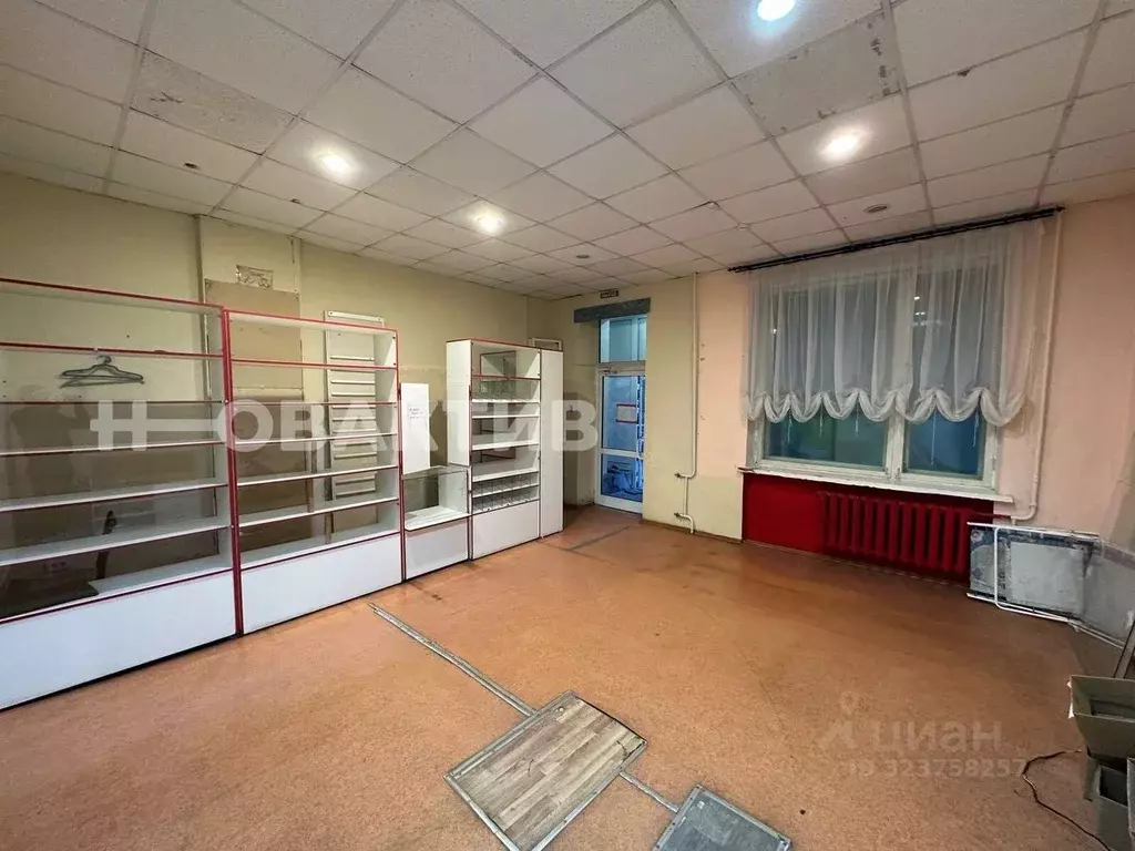 Торговая площадь в Новосибирская область, Новосибирск Затулинский ... - Фото 1