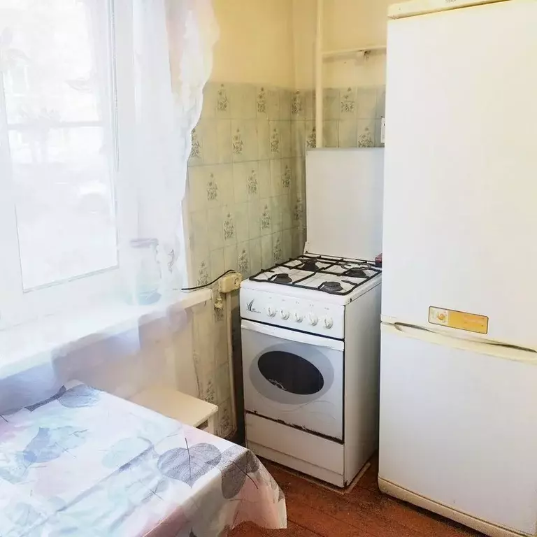 2-к кв. Ленинградская область, Приозерск Привокзальная ул., 7 (44.0 м) - Фото 1
