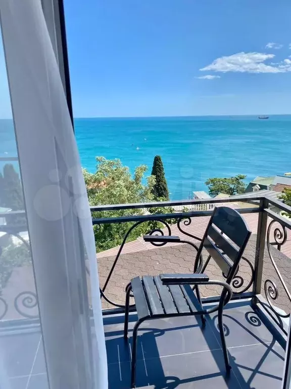 Комната 79 м в 3-к., 2/2 эт. - Фото 1