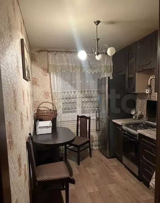 2-к. квартира, 60 м, 9/9 эт. - Фото 0