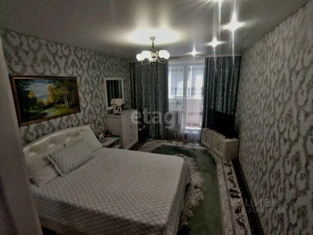 3-к кв. Белгородская область, Шебекино ул. Ленина, 105Б (72.0 м) - Фото 0