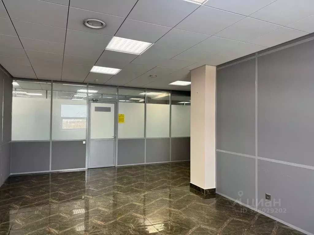 Офис в Татарстан, Казань просп. Ямашева, 33Б (37 м) - Фото 1