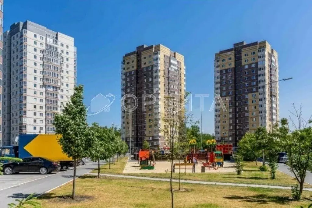Студия Тюменская область, Тюмень ул. Мельникайте, 2к17 (42.9 м) - Фото 1