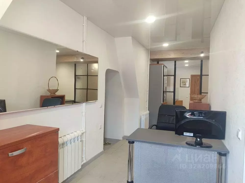 Офис в Нижегородская область, Нижний Новгород ул. Стрелка, 4 (40 м) - Фото 1