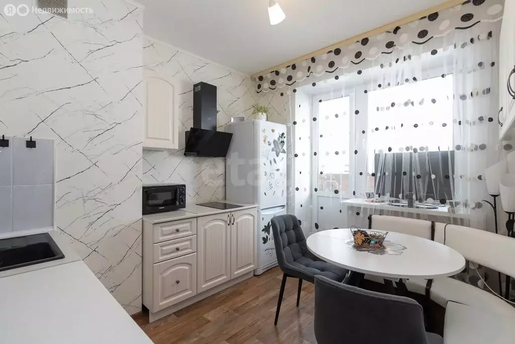 1-комнатная квартира: Тюмень, Арктическая улица, 7 (34.5 м) - Фото 2