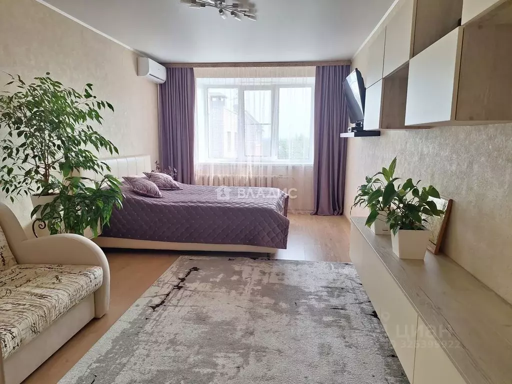 2-к кв. Калужская область, Калуга ул. Гурьянова, 18к2 (70.5 м) - Фото 1