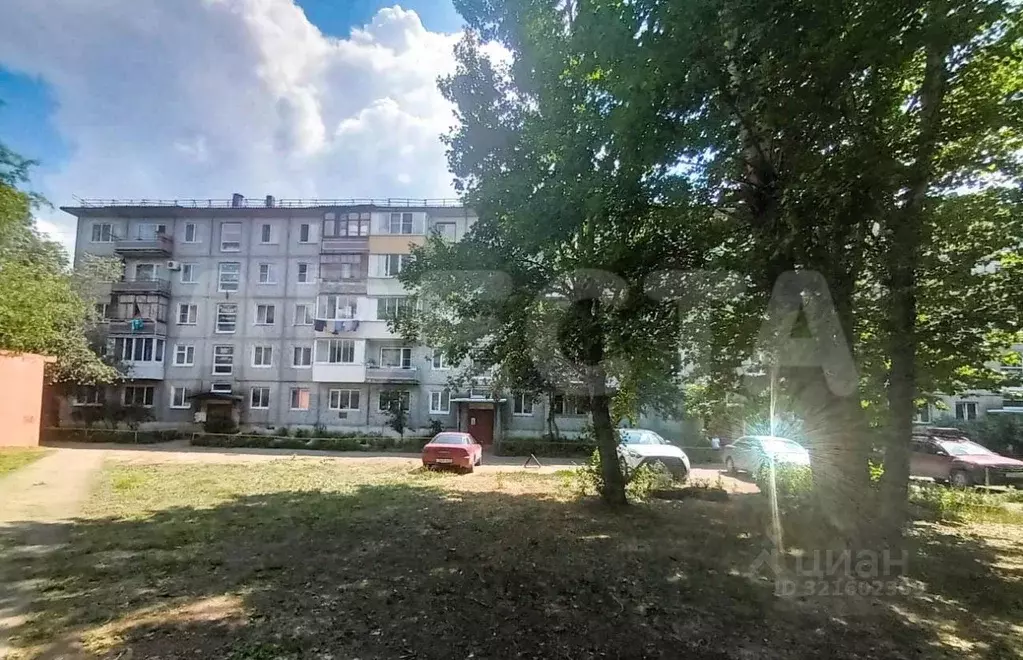 3-к кв. Омская область, Омск ул. Декабристов, 137А (58.3 м) - Фото 1