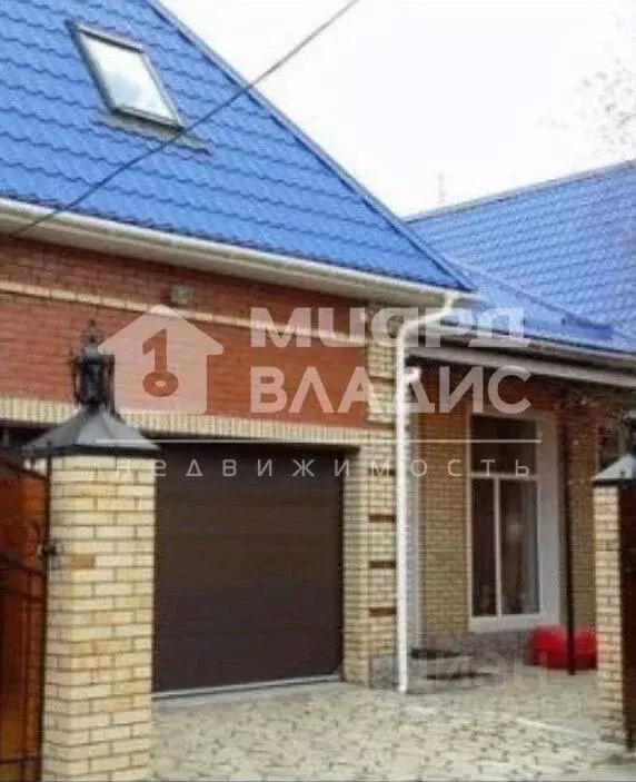 Дом в Омская область, Омский район, с. Усть-Заостровка  (350 м) - Фото 1