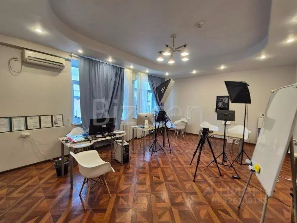 Офис в Москва Озерковская наб., 22/24С1 (35 м) - Фото 2